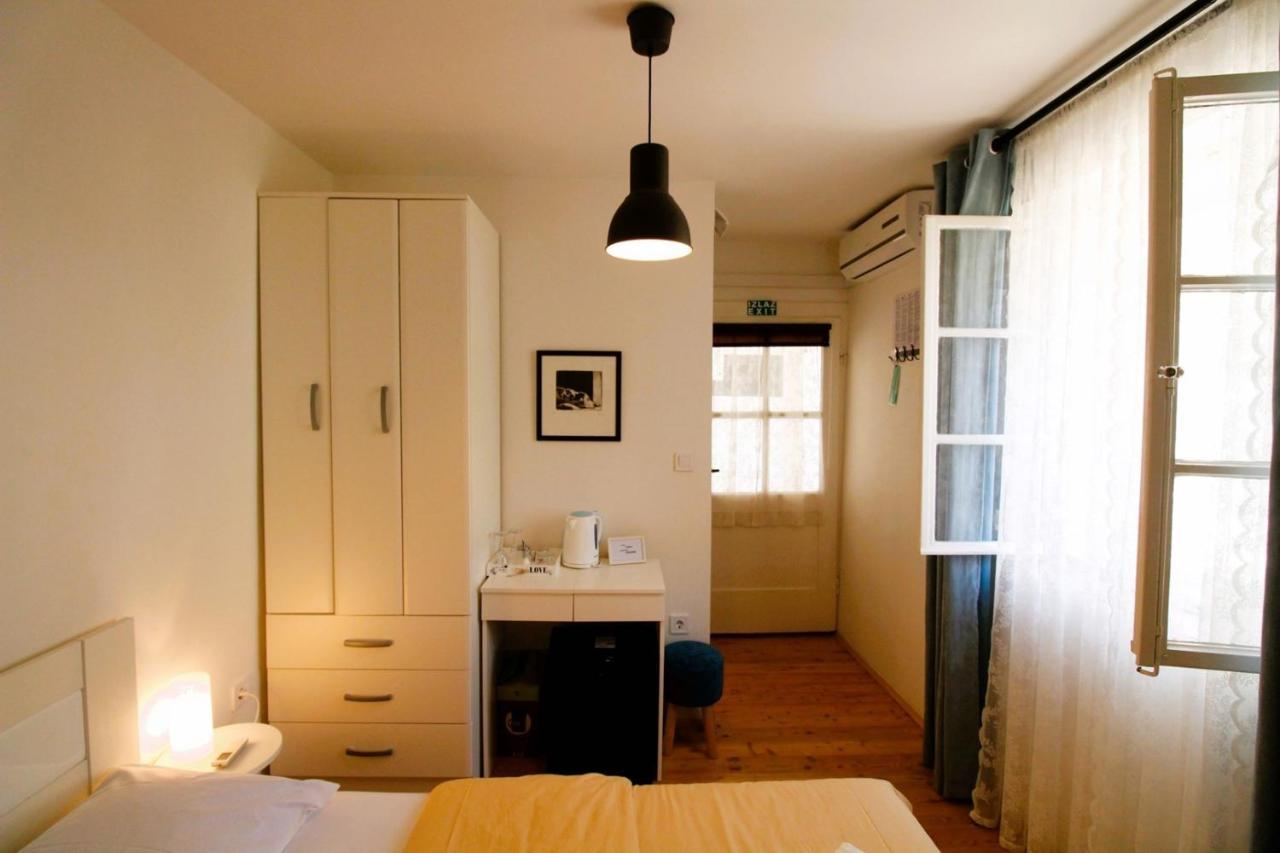 Korzo Rooms & Apartments Vis Ngoại thất bức ảnh