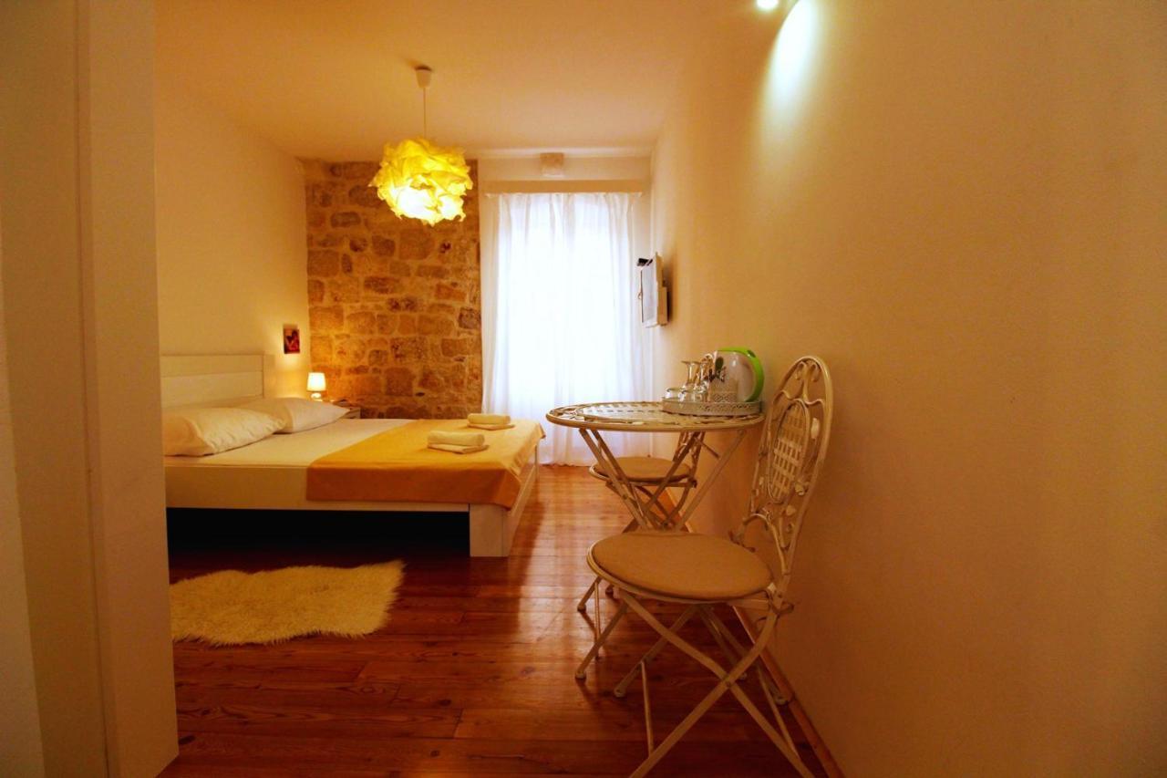 Korzo Rooms & Apartments Vis Ngoại thất bức ảnh