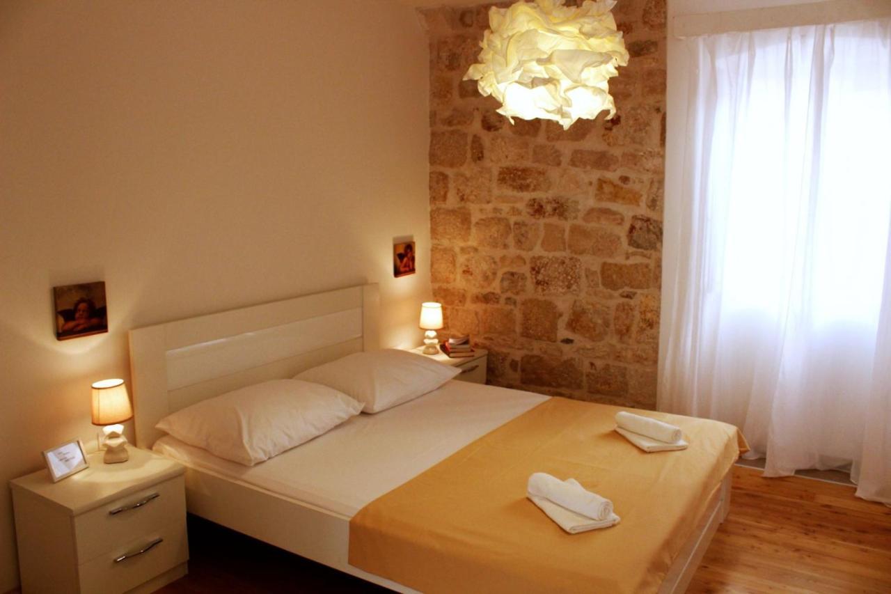 Korzo Rooms & Apartments Vis Ngoại thất bức ảnh