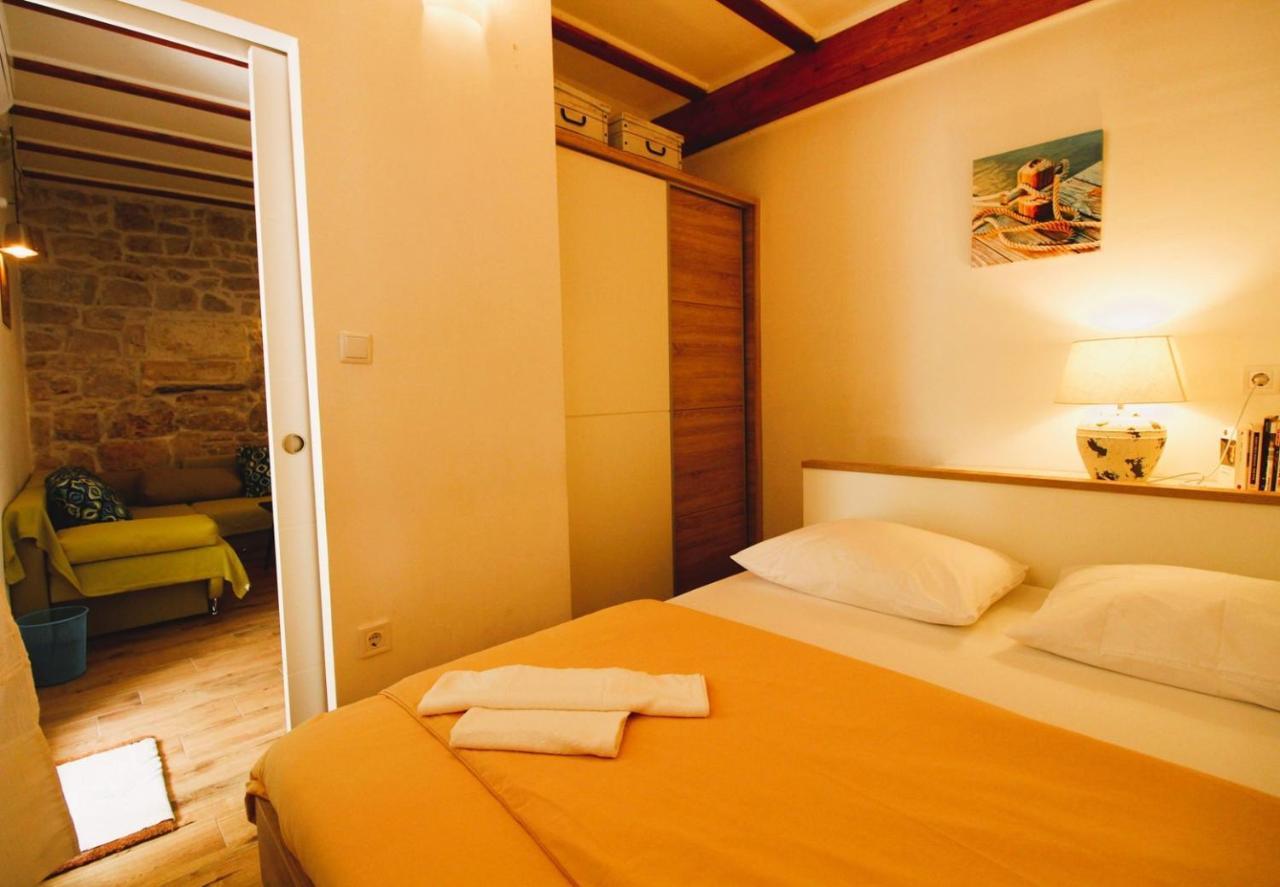 Korzo Rooms & Apartments Vis Ngoại thất bức ảnh