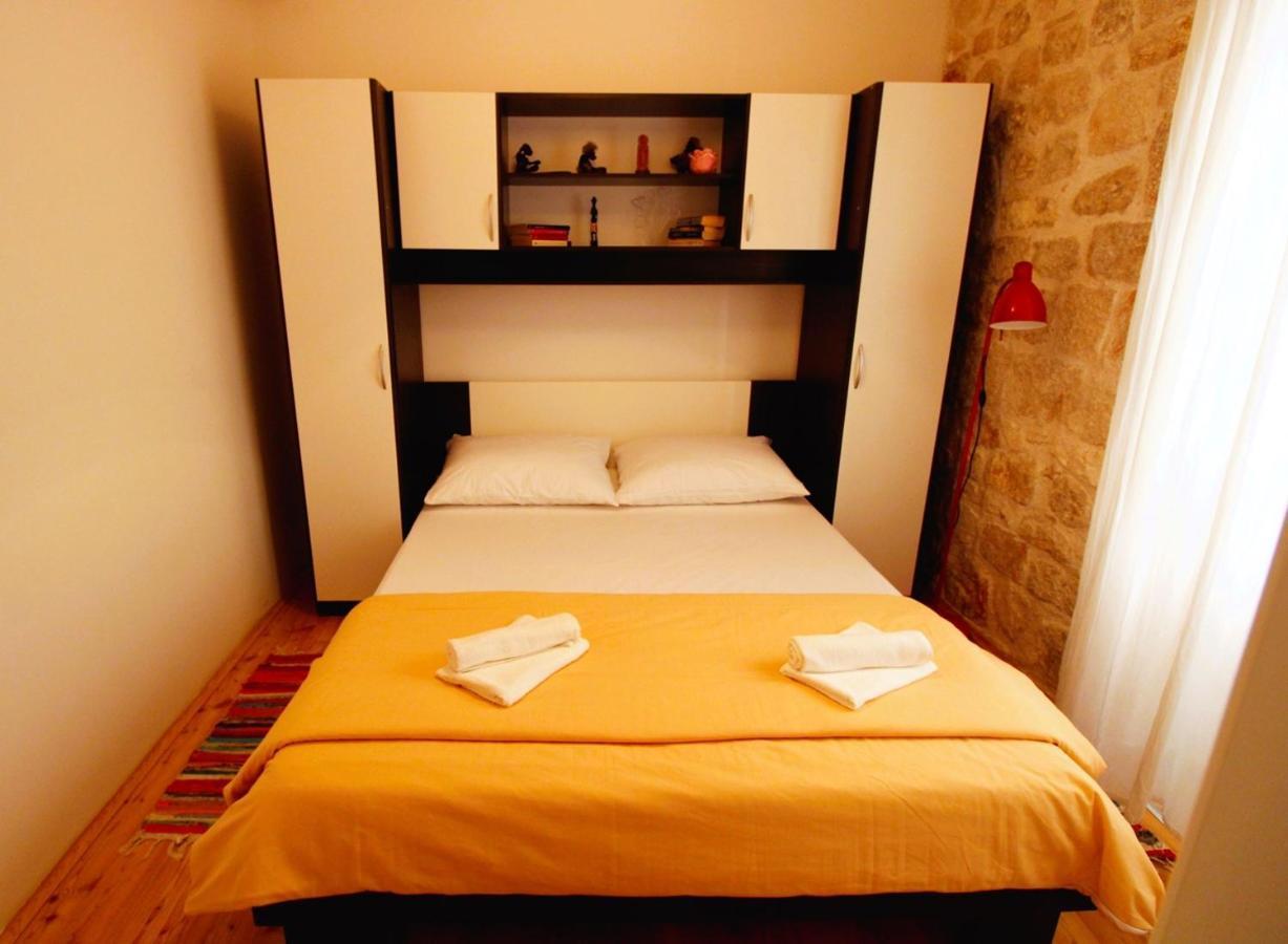 Korzo Rooms & Apartments Vis Ngoại thất bức ảnh