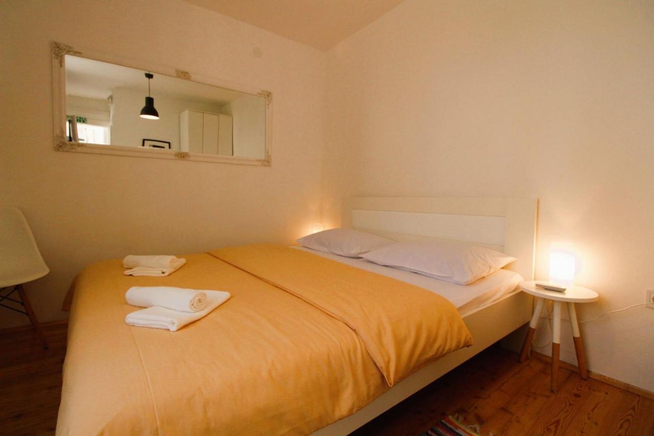 Korzo Rooms & Apartments Vis Ngoại thất bức ảnh