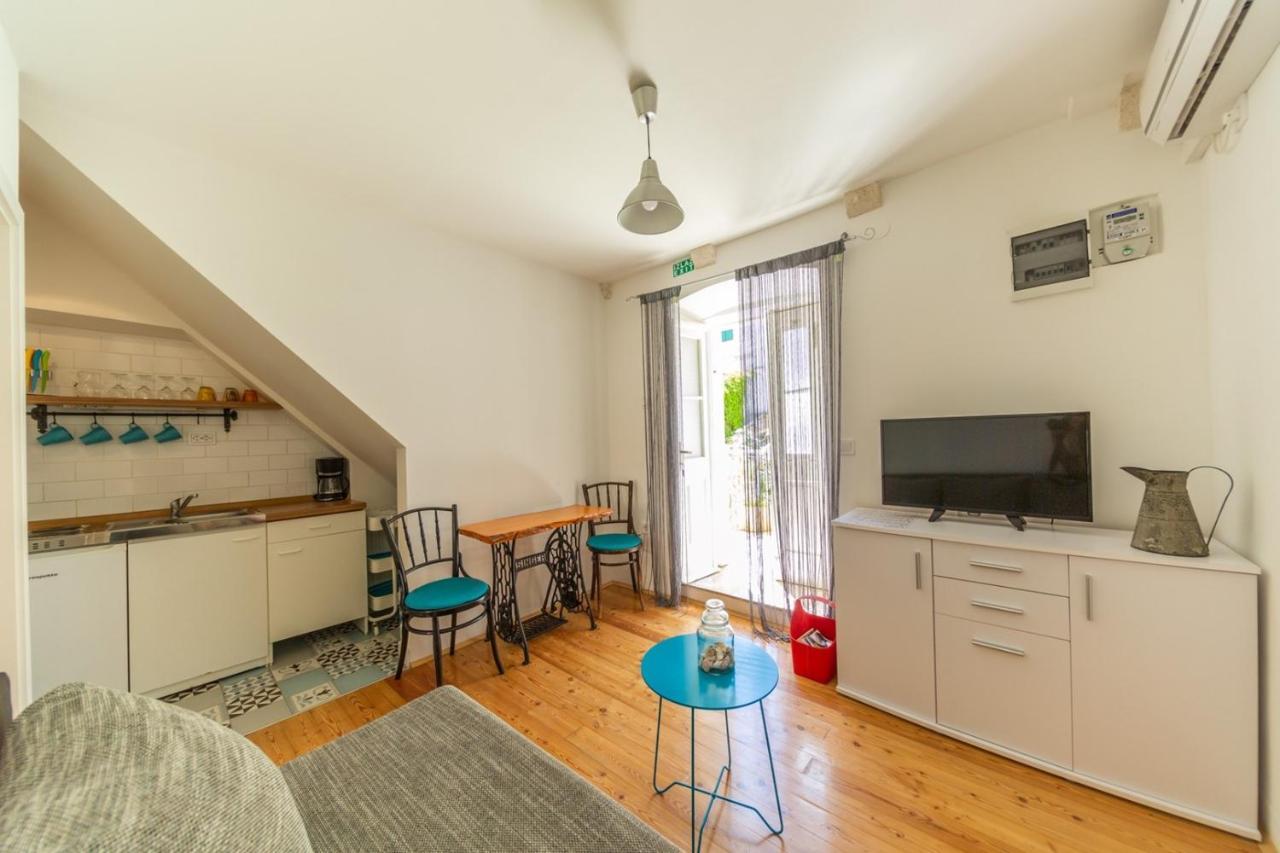 Korzo Rooms & Apartments Vis Ngoại thất bức ảnh