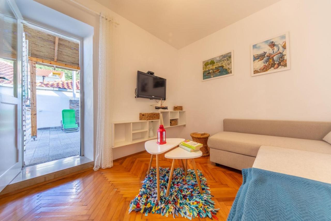 Korzo Rooms & Apartments Vis Ngoại thất bức ảnh